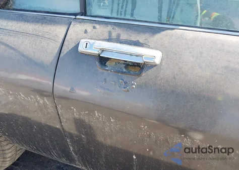 1987 Jaguar Xjs z USA, uszkodzony, nr VIN SAJNV5842HC136492